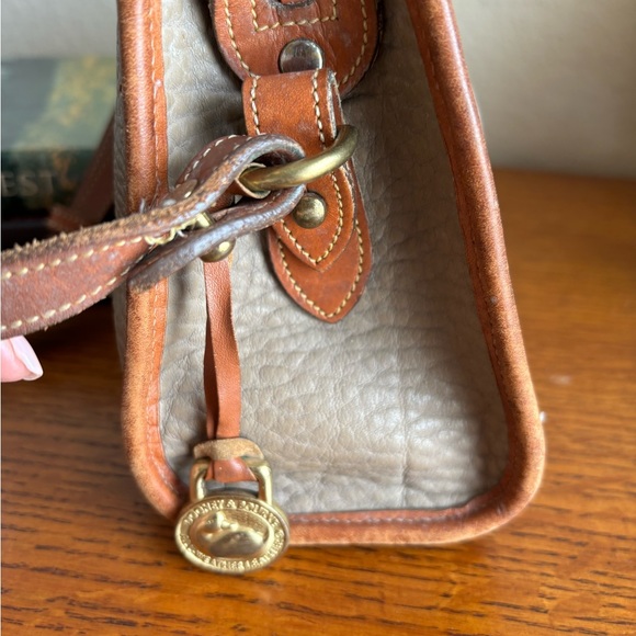 Vintage Dooney & Bourke Crossbody - Picture 11 of 15